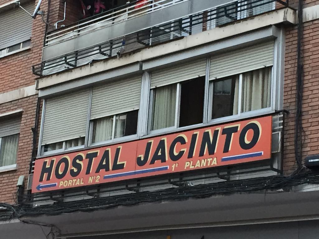 Hostal Jacinto Алькала-де-Енарес Екстер'єр фото